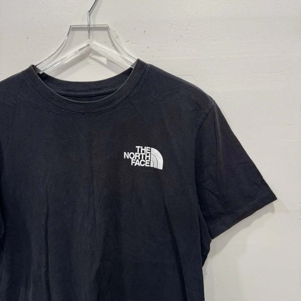 The North Face Black Short Sleeve T-Shirt Large Large Logo